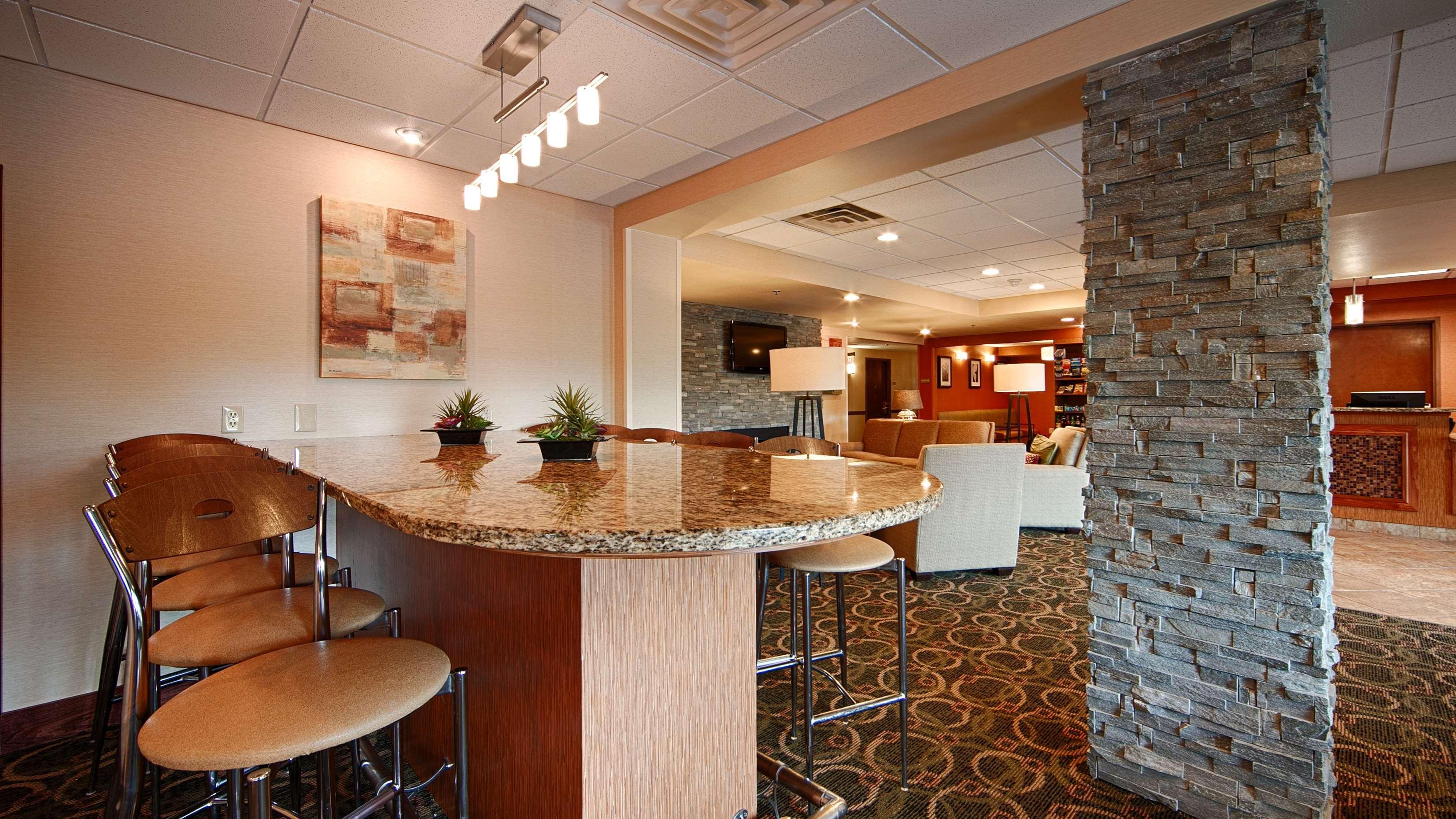 Comfort Inn & Suites Copley Akron Екстериор снимка