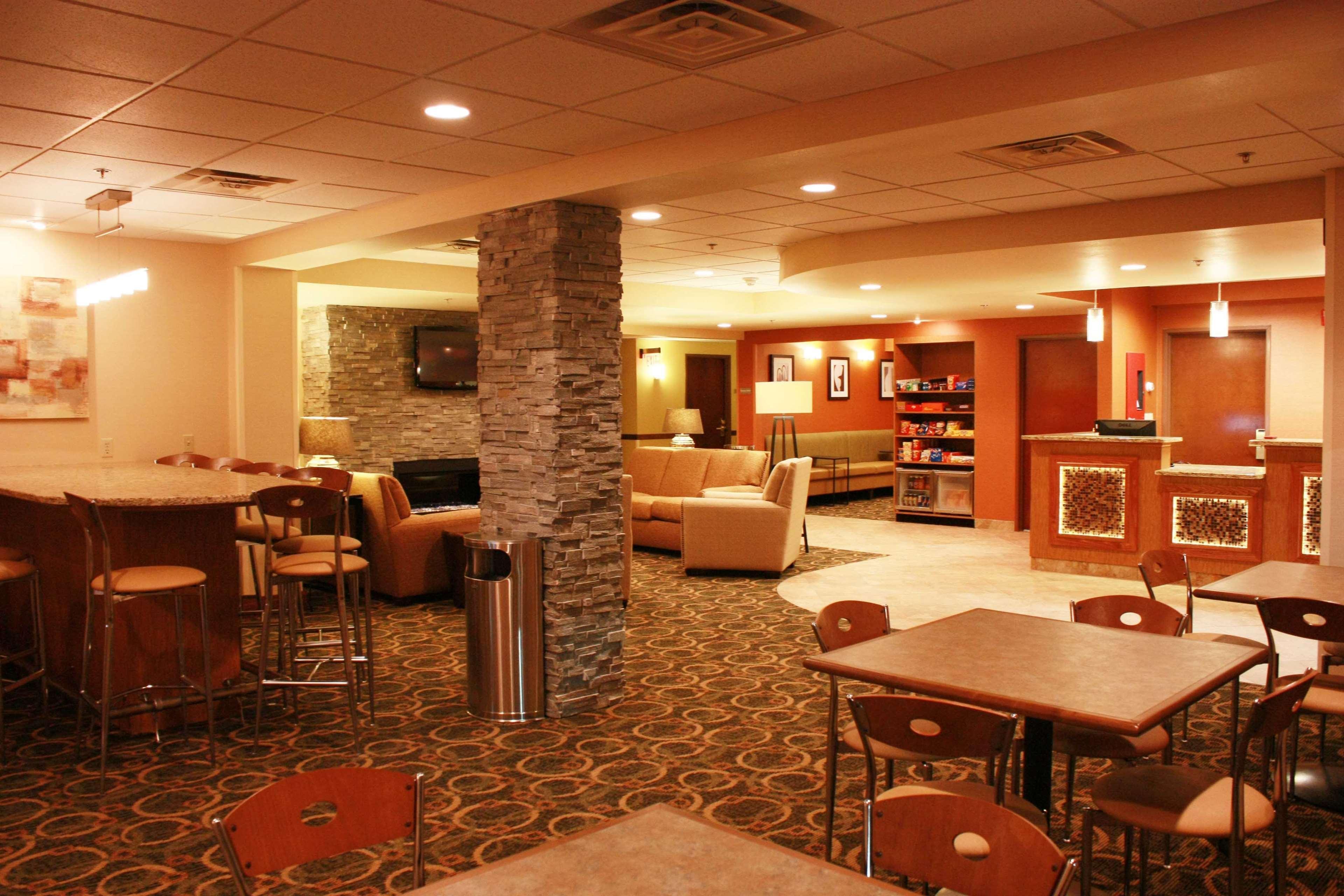 Comfort Inn & Suites Copley Akron Екстериор снимка