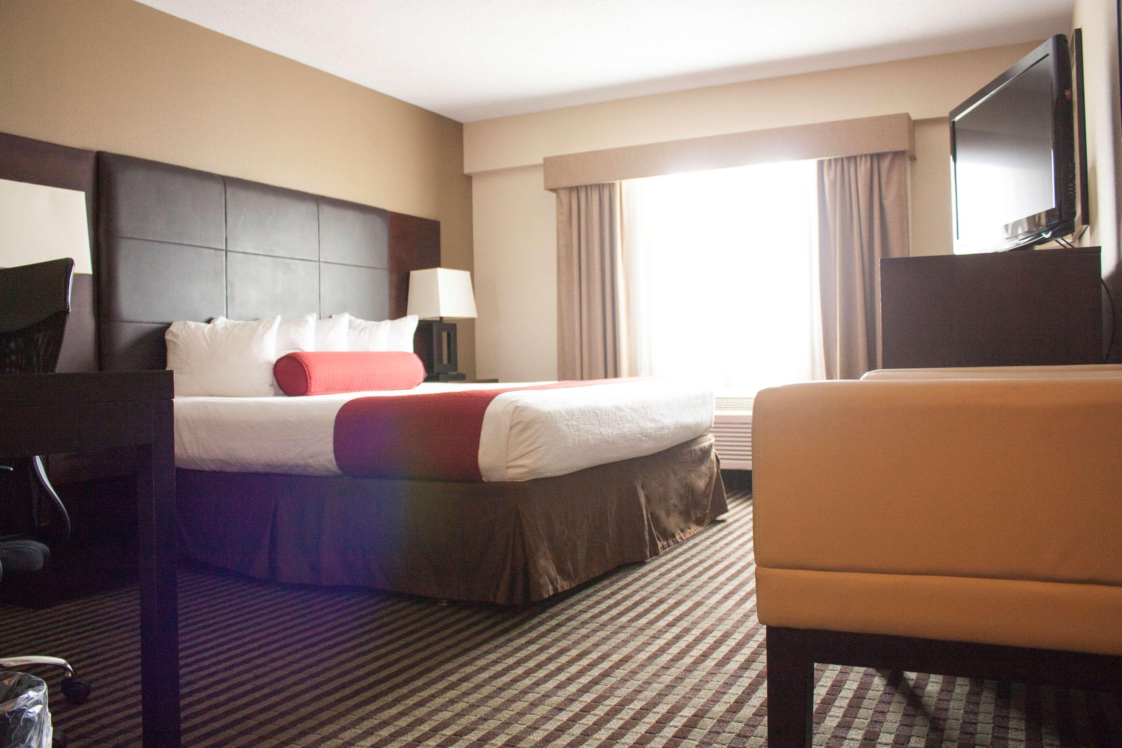 Comfort Inn & Suites Copley Akron Екстериор снимка