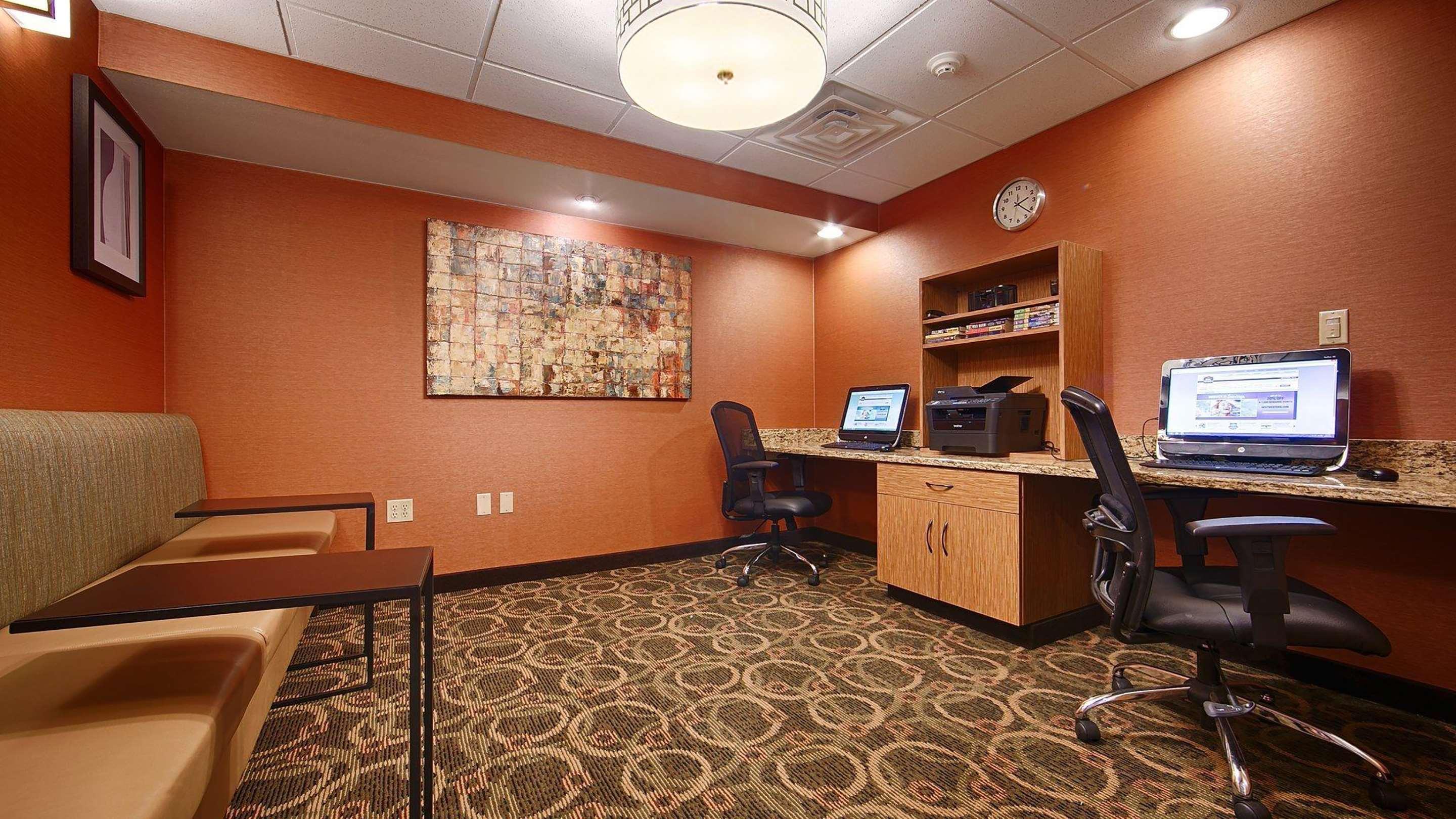 Comfort Inn & Suites Copley Akron Екстериор снимка