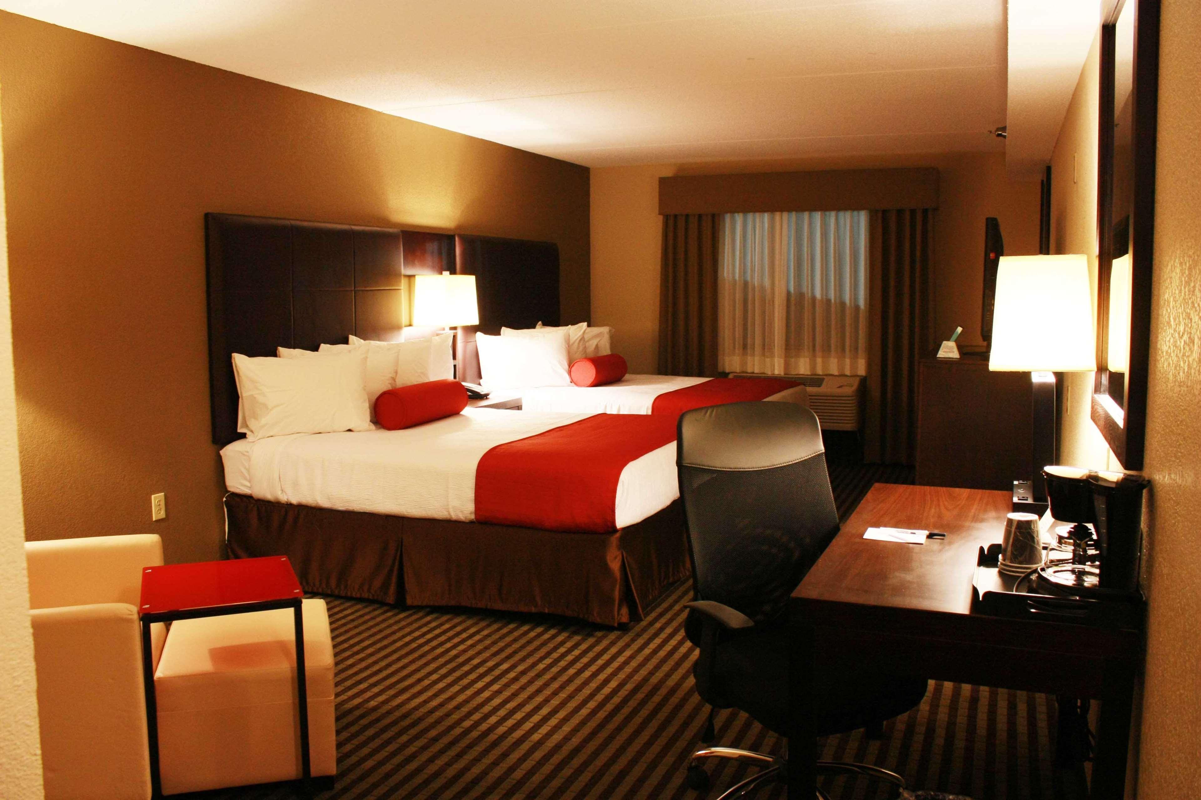 Comfort Inn & Suites Copley Akron Екстериор снимка