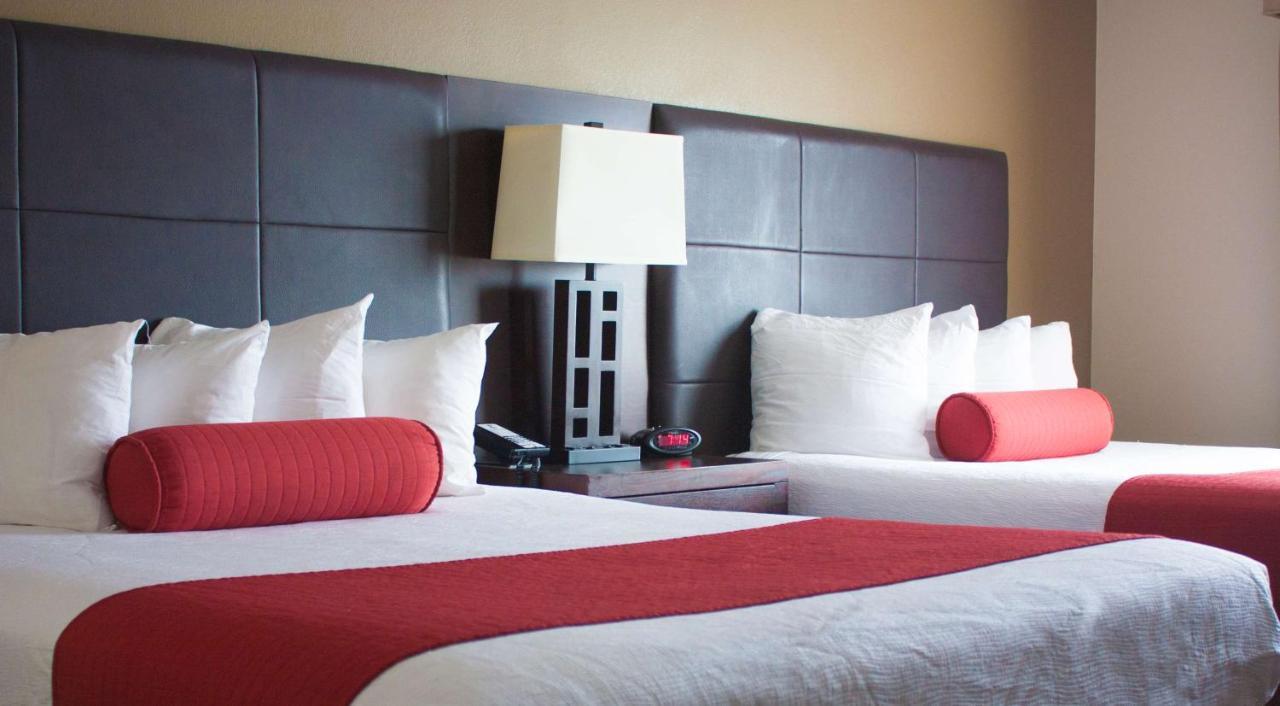 Comfort Inn & Suites Copley Akron Екстериор снимка